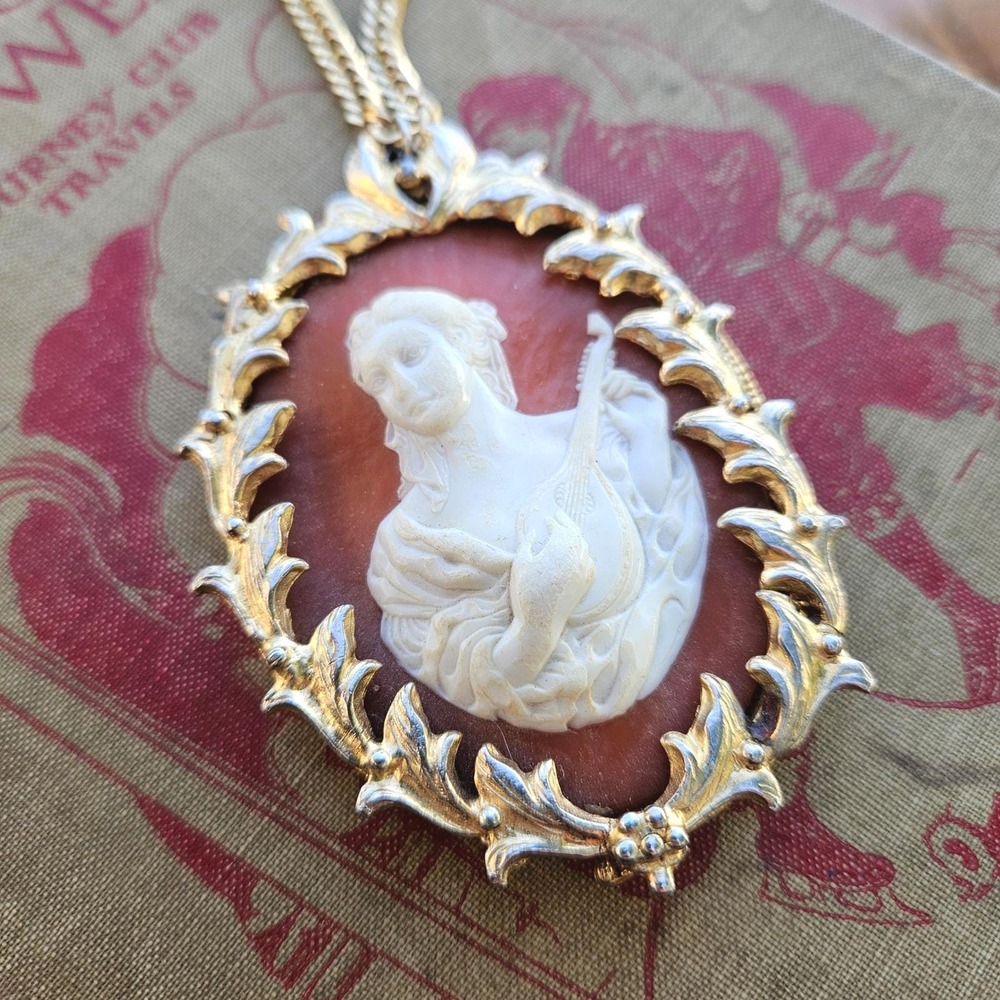 Vintage Huge Gold Tone Resin Cameo Pendant Necklace Woman Playing Lute Ornate
